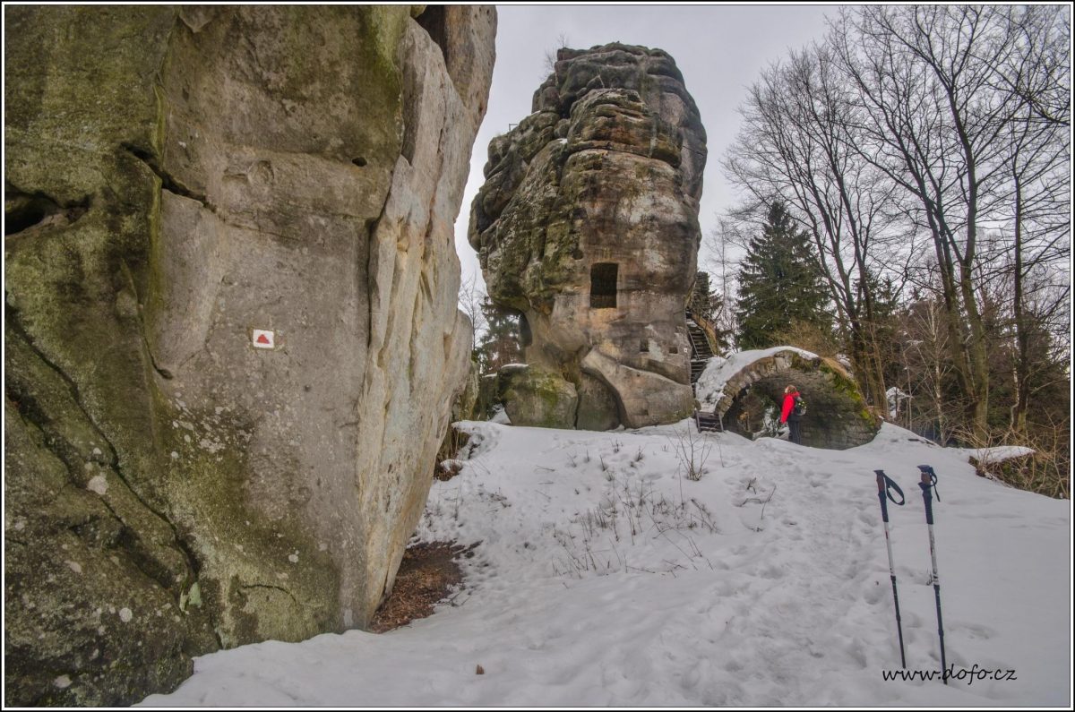 Z Police nad Metují do Teplic nad Metují. Přes Ostaš a Bishofstein.